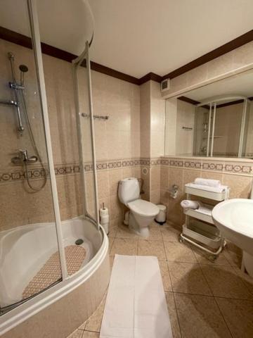 Apartament 3 Pokojowy Miedzyzdoje 55M2 - 200 Metrow Od Morza Miedzyzdroje Kültér fotó